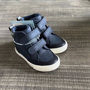 Kids Navy Blue High-Top Sneakers- size 5